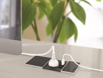 Электроустановочный модуль с раздвижной крышкой VersaPAD (1 розетка 220V + 1 RJ45 + 1 USB 5V, черный)